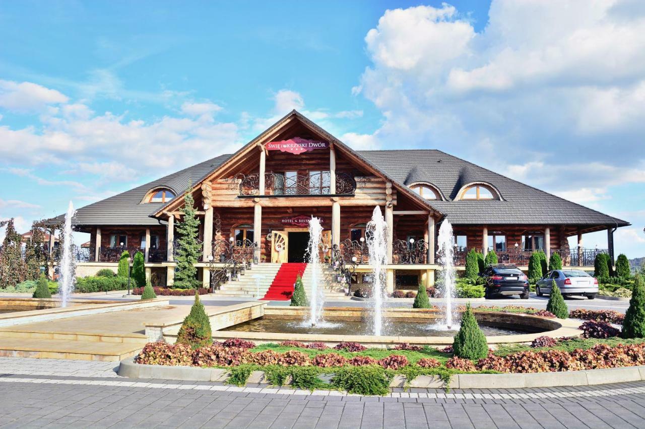 Hotel Swietokrzyski Dwor Nowa Slupia Exteriér fotografie